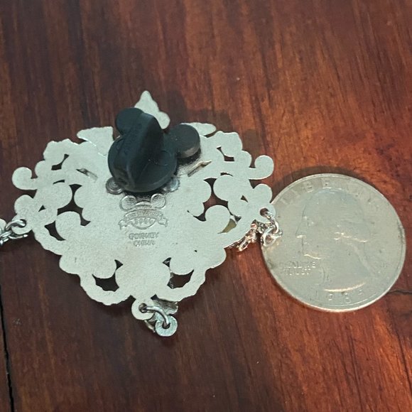 2006 Pirates of the Caribbean Pink Gem Pirate Princess Disney Parks Pin - Picture 3 of 4